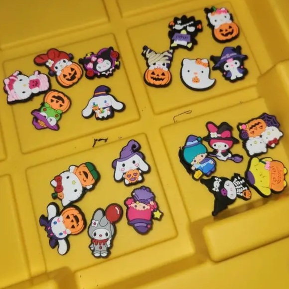 🆕 20pcs Hello Kitty Halloween Shoe Charms Set Anime Decorations For Crocs - Picture 10 of 12